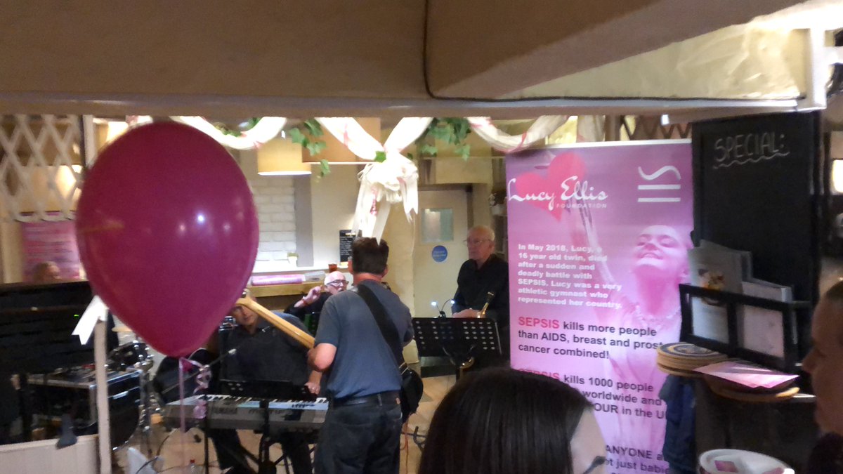 LucyEllisLove's tweet photo. Tonight at the TA, Rogerstone. #special
#muchlove #doingitforlucy #doitforlucy https://t.co/DzVhdegA5J