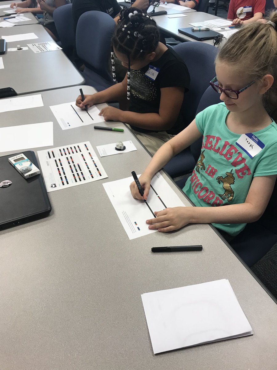 BBMSTechED's tweet photo. Science Saturday at IHMC was a hit! We learned logic with Ozobots. https://t.co/xqz4EY4zia