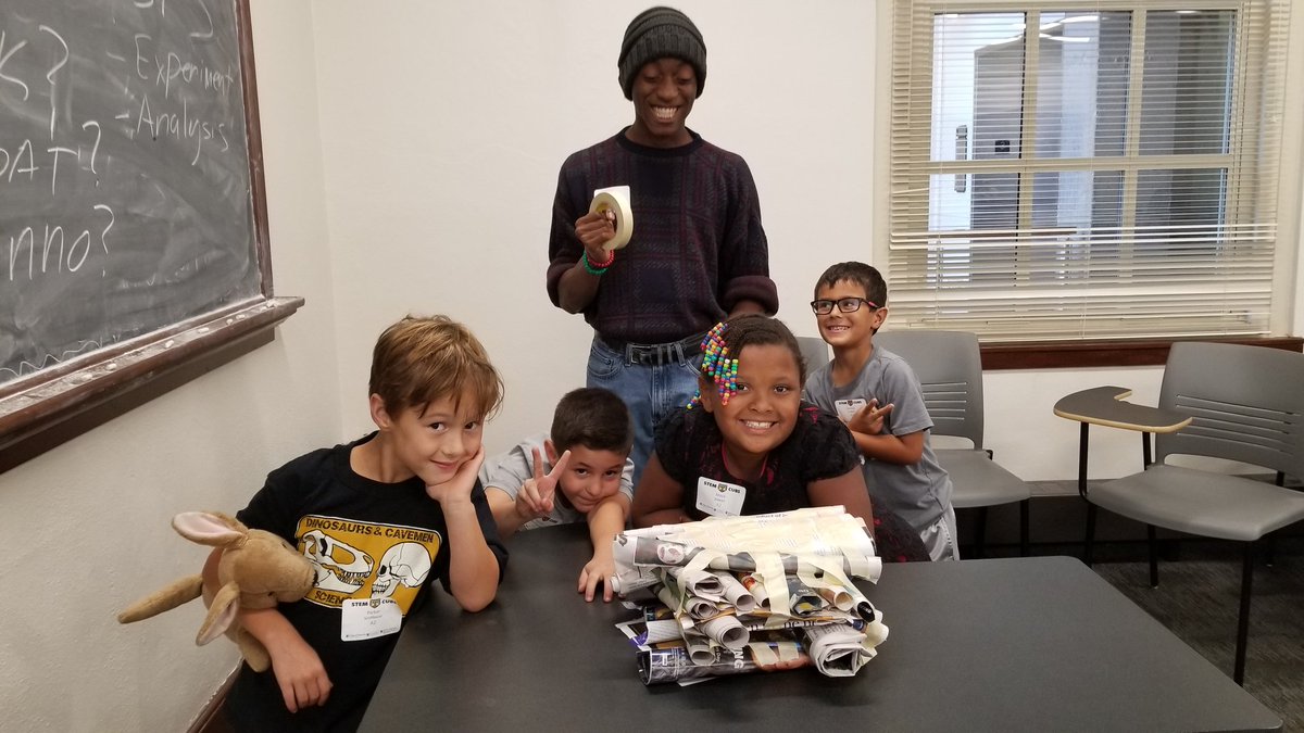 Afternoon session at <a href="/mizzouengineer/">Mizzou Engineering</a> #StemCubs. Our kids were awesome, the volunteers were on point and the whole experience was soo fulfilling. Thanks Dr. <a href="/TojanR/">Tojan Rovî</a> for for the opportunity to gove back to our CoMO community. <a href="/MizzouNSBE/">Mizzou NSBE</a> <a href="/Mizzou/">Mizzou</a> <a href="/umsystem/">UM System</a> <a href="/MizzouGradEd/">Mizzou Graduate School</a>