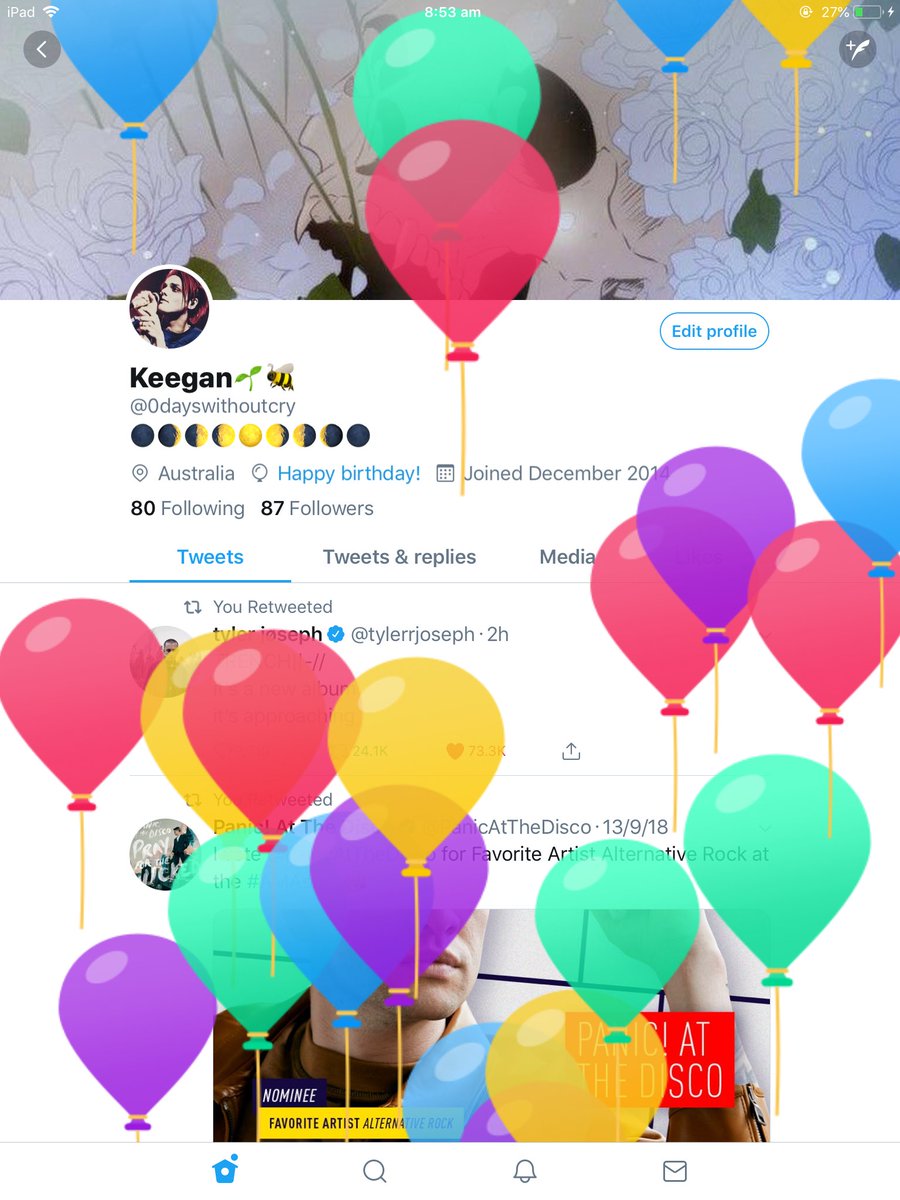 suicidalgoat_'s tweet photo. I’ve waited all year to see these balloons on my profile and it was worth it (THE LIL THING THAT SAYS HAPPY BIRTHDAY IS SO CUTE TOO OML I LOVE TWITTER) https://t.co/scSlCksKaf