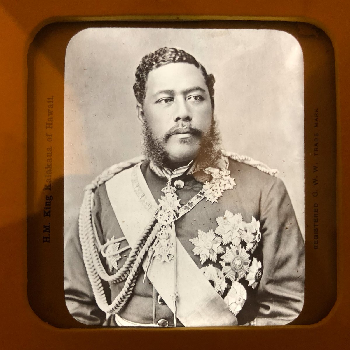 ARTSCENEHI's tweet photo. Lantern slide of King Kalakaua ca 1880 on display as part of "Ho'oulu Hawaii - the King Kalakaua Era" at @honolulumuseum #HoouluHawaii #PreserveHawaii https://t.co/ZfQY4XHWCs