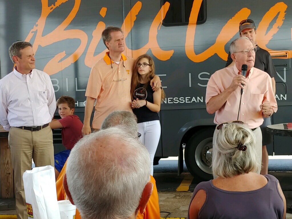 Lamar Alexander tweet media
