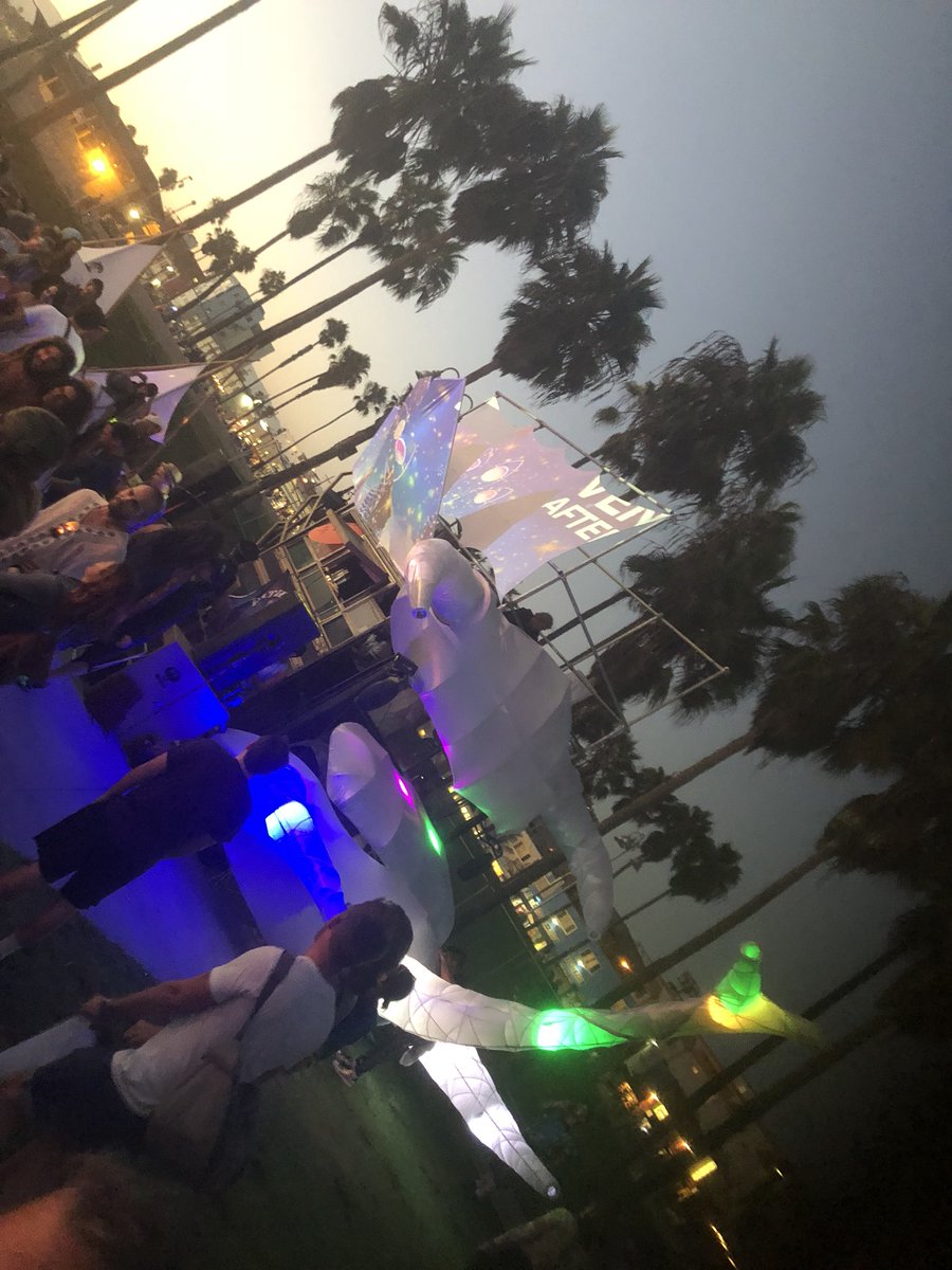 GeniusLociFest's tweet image. First day of the #VeniceAfterburn done.  2 more days to go of beach party! Come join us today and tomorrow next to the #VeniceBeach skatepark for some more of that Playa vibes.  #LA