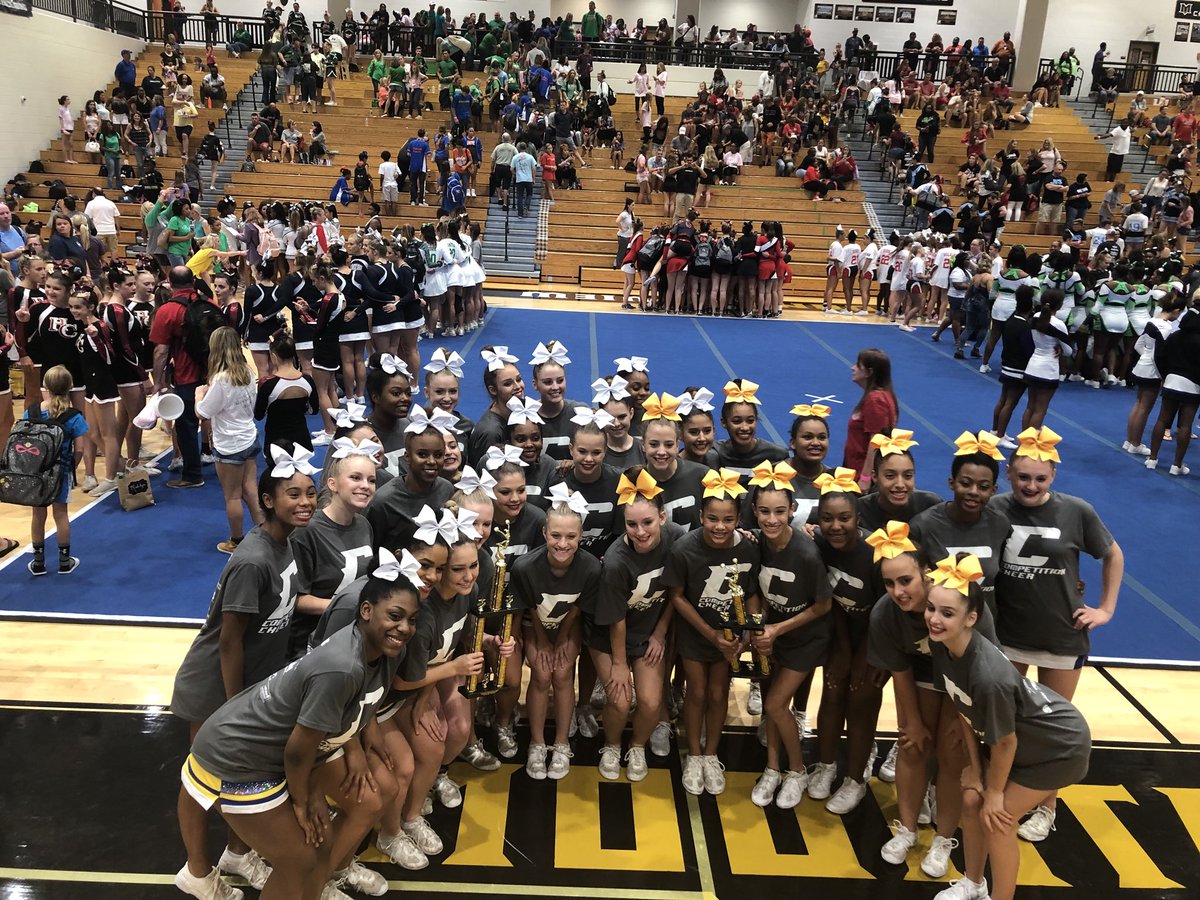 Great first time out for these athletes! First place for JV and V! 💙💛 #hoochcheer #wearehooch #hoochhustle