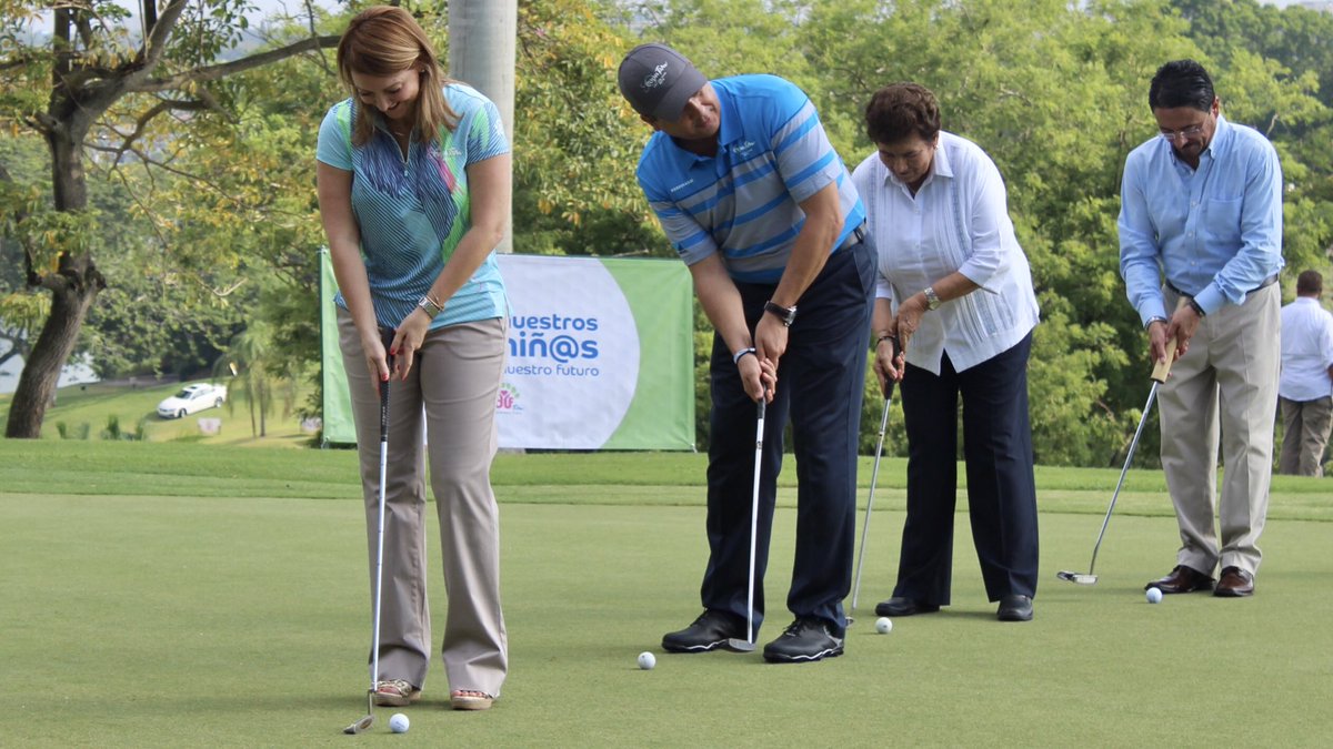 INDETamaulipas's tweet photo. Nuestro Gobernador @fgcabezadevaca , la Sra. Mariana Gómez de García Cabeza de Vaca, nuestro Director General @carlosfdza y autoridades locales, inauguraron el 2ndo Torneo #CopaTam de #Golf🏌♂ a beneficio del Sistema @dif_tam #DeporteConCausa #SoyTam https://t.co/s58415fQzJ