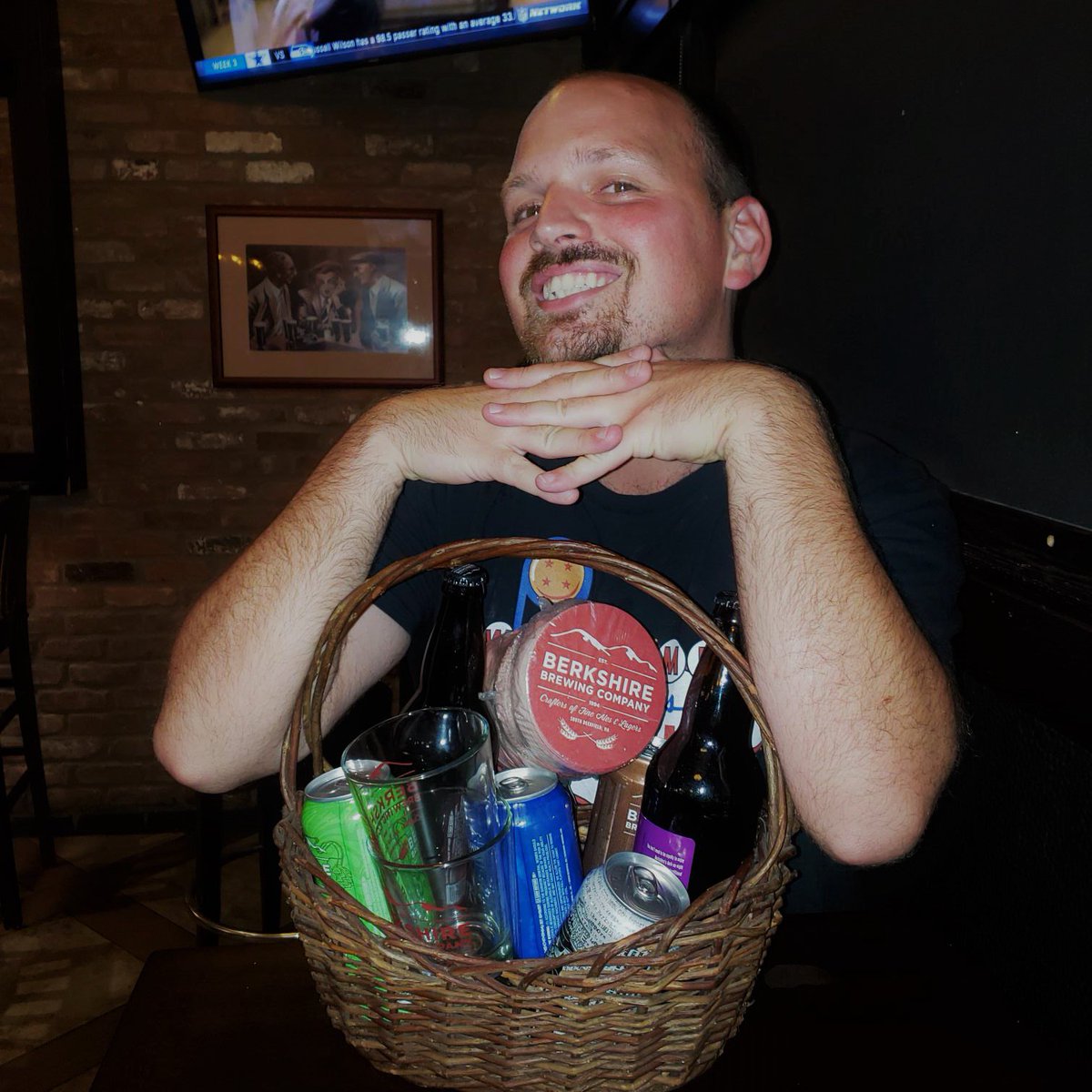 Even on Saturday, we're ready for Craft Beer Sundays in #WallingfordCT. Giveaways, samples, and more from different breweries every week from 2-4PM...need we say more? Just look at his face! #craftbeer #sundays #woodntap