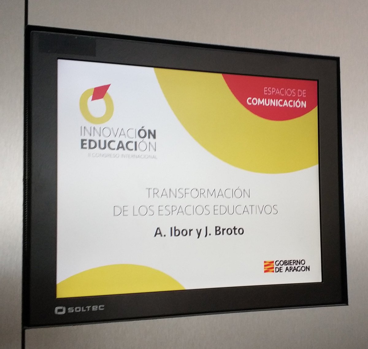 salesianosHUESC's tweet photo. Hemos encontrado en @innoeducacion profesorado deseoso de mejorar la educación y de buscar soluciones a los desafíos de esta primavera metodológica. Contentos de poder explicar en un Congreso Internacional de tal envergadura nuestro proceso. Gracias!!! https://t.co/bBxNBiujcv
