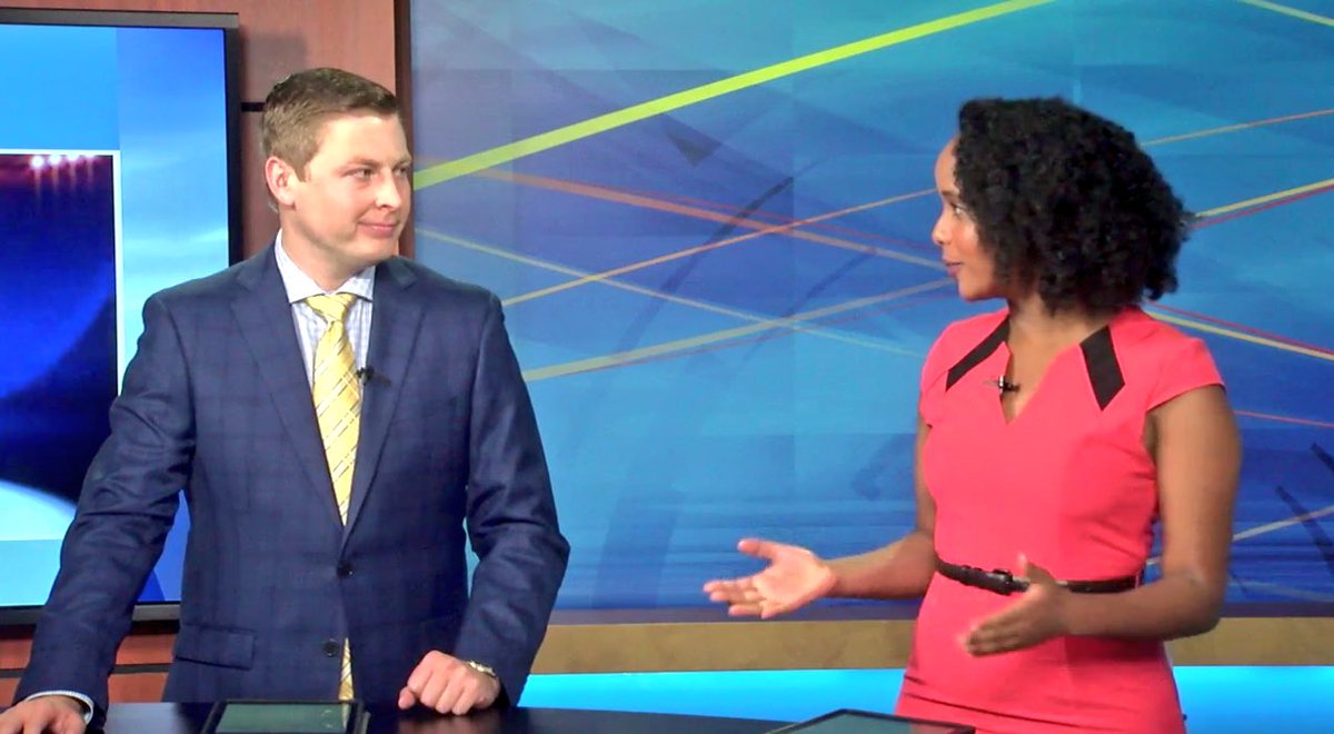 SenaitTV's tweet image. How did Senait go from anchoring on the desk 5:30 to out in the field as a photog at 9?! 😱🤔.....Oh the joys of working in News #WeCanDoItAll