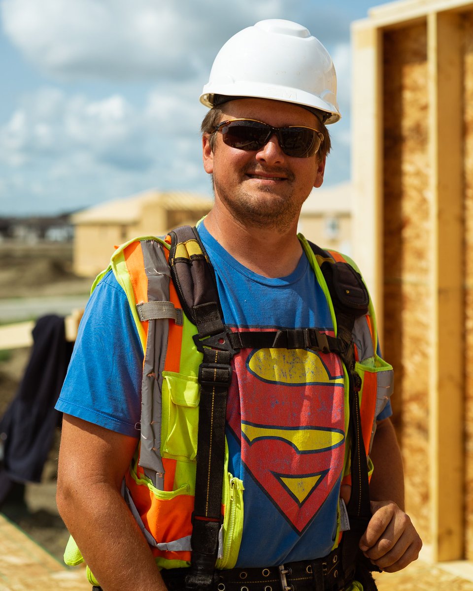 “Thinking safe is a habit and you create that by always keeping safety top of mind. It’s easy to get focused on the job and forget about it but you can’t let that happen because safety is the most important part of any job.”  -Jesse Bushman
<a href="/SCSAonline/">Saskatchewan Construction Safety Association</a> #RewardingSafety #WorkSafe