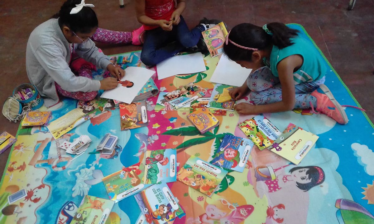 artydance23's tweet photo. #PolíticasSocioeducativas
La niñez es una de las etapas más importantes para la estimulación del aprendizaje y creatividad...
#MareaAzul #CPPS2018
#TrabajoEnTerritorio @aniberruezo @UrtubeyJM @fguillesaavedra @larubita70 @patriciapinasco @matiaszaki16 https://t.co/mZV9VcM4tX