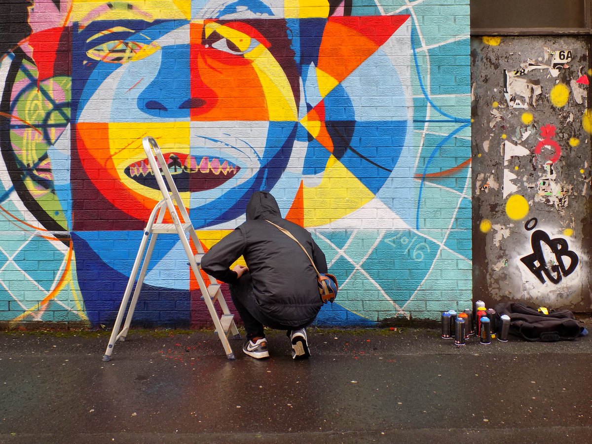 bohoman's tweet photo. Some #wips from #HitTheNorth2018 in #Belfast. Fri 21st Sept 2018. ( Art by @KVLR1, #NolArt, #DermotMcConaghy #DMC, @rdmnk, #DanniSimpson & ? ). #StreetArt #HitTheNorth #SeedheadArts #CNBX https://t.co/QaPEqyPoop