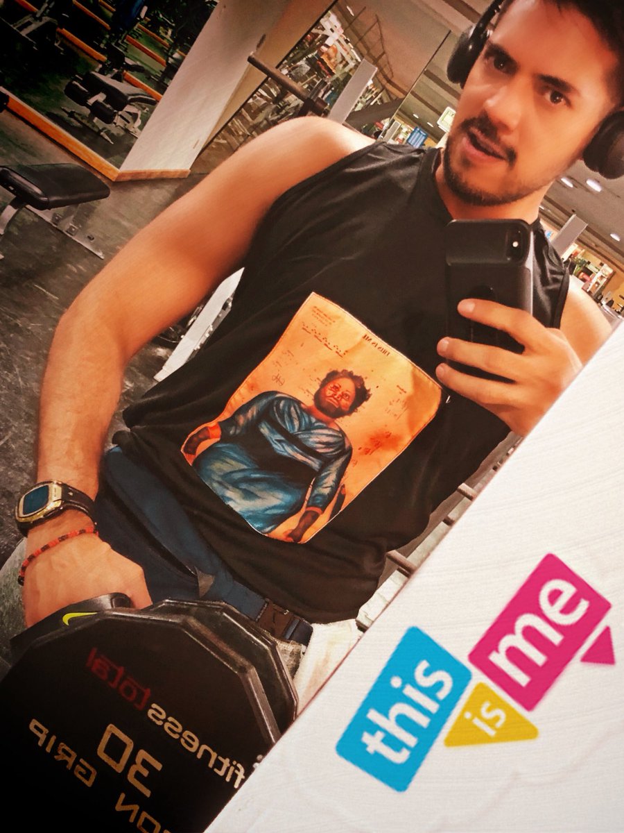 Ruberli_mx's tweet photo. Terminando el #Gymtime hoy en mood #thisisme #instagram #instagym #InstaGuapos #instamusic #instafit #instafitness #thegreatshowman #thegreatshowman🎩 #instaselfie #sabado https://t.co/XwFUdWSmmj