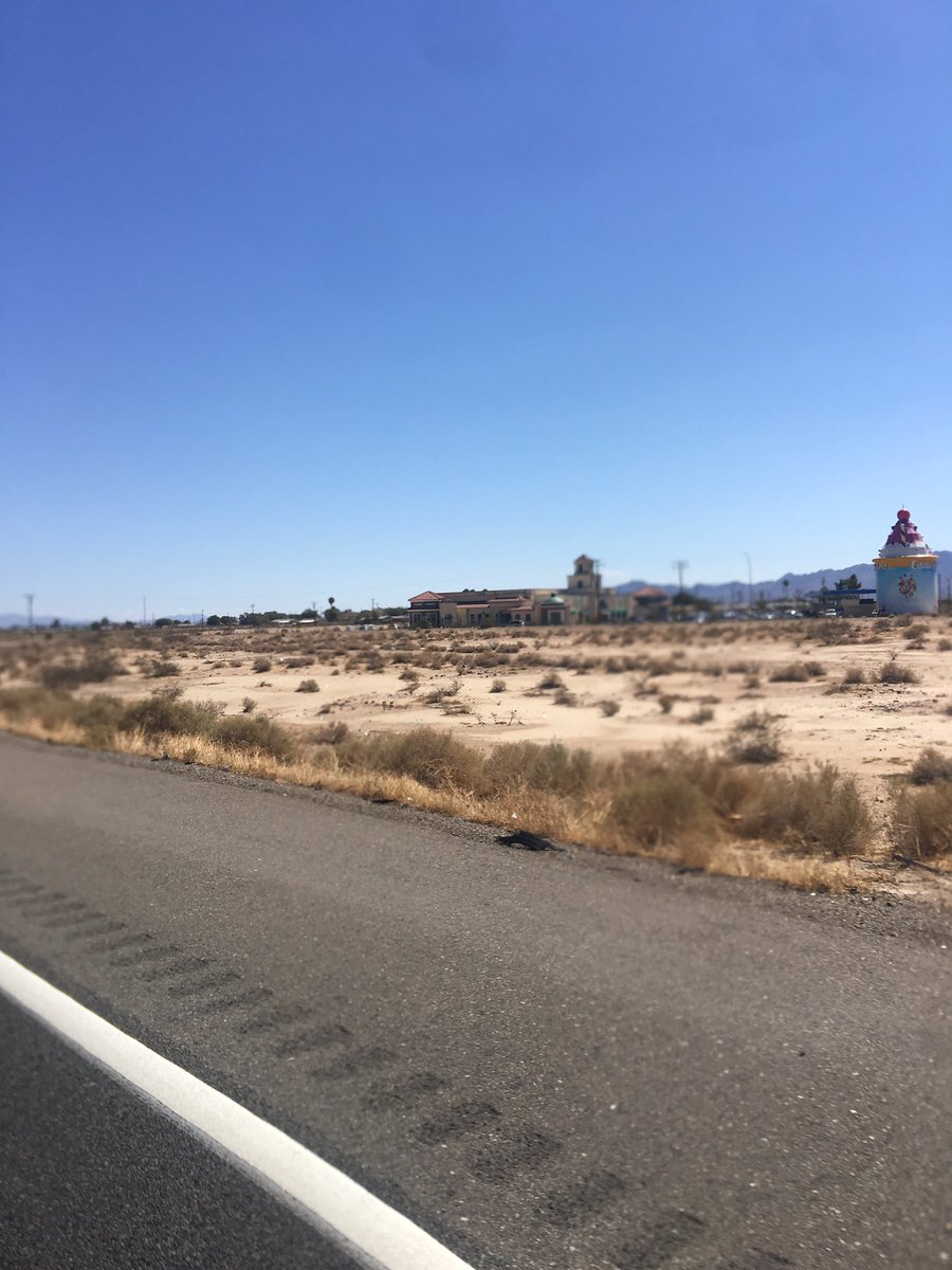 v3GaS toNigHt!!! oN tHe waY tO <a href="/lifeisbeautiful/">Life is Beautiful</a> 🐼🎉