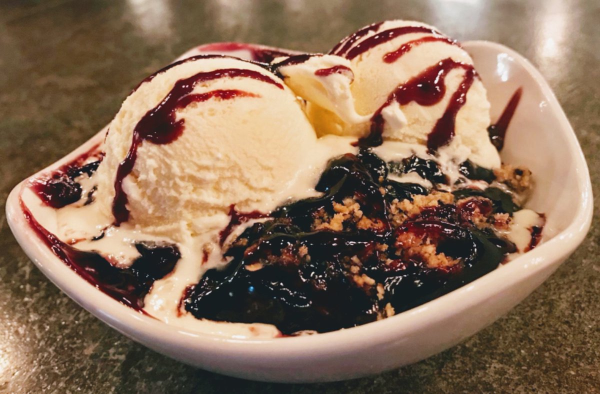 Feeling blue? Tonight we have a blueberry cobbler that will be sure to satisfy your sweet-tooth. #elmstreetbrewing #eatlocal #drinklocal #cobblerlocal
