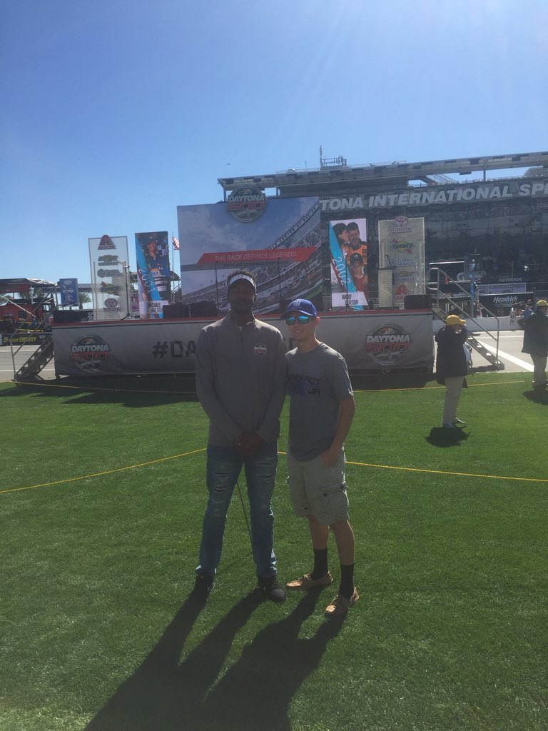 Even though you shot my turkey this year an I might be 1-33 in our wrestling matches you still my dawg happy birthday bro <a href="/Robertmorton123/">BigRob™</a>