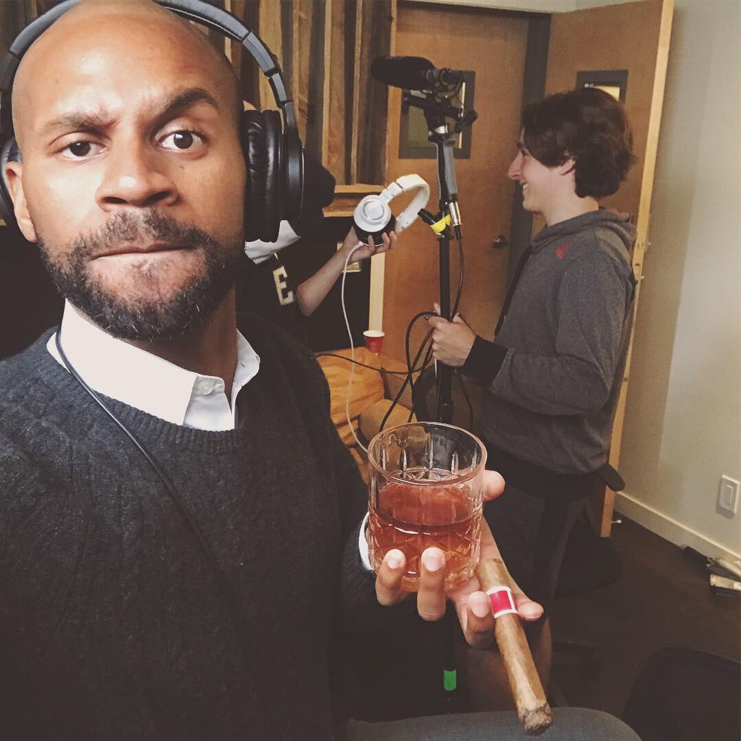 jnthnnthnl's tweet image. 💡🎥🎬🎼🥃🎧🎛📄🖊🎹💽#FunOnSet #Acting instagram.com/p/BoCkJX-HEKO/