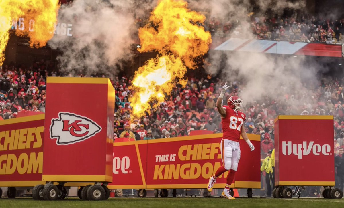 Bj Kissel The Chiefs Have Won 18 Of Their Last 22 Regular Season Games At Arrowhead Stadium The Noise Factor Returns Today For The First Time This Season T Co Crxr62a5mj