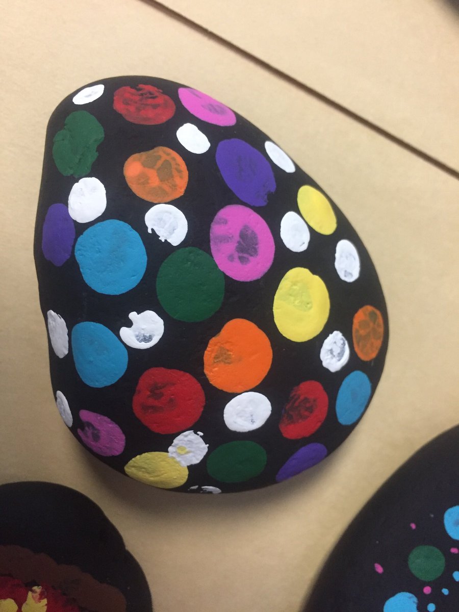 iteach007's tweet photo. Making Our Mark with Mandala Rock Art #DotDay2018 https://t.co/PxGggle9Ry