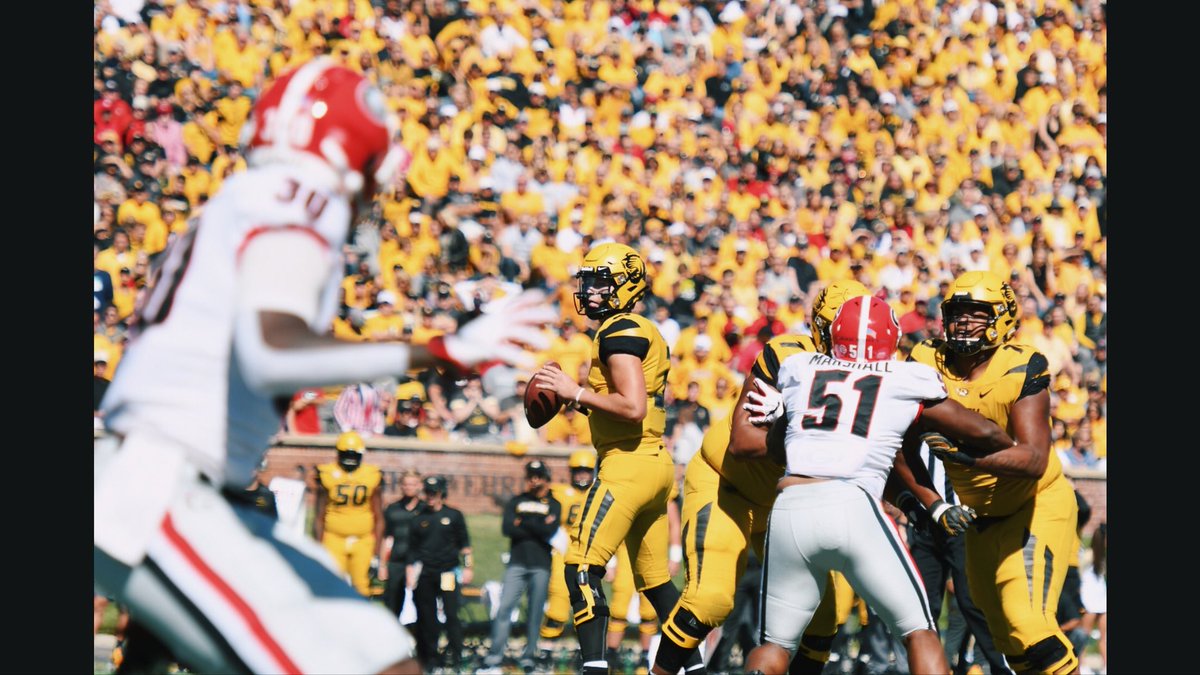 ZOUNationmag's tweet photo. FINAL from Columbia #UGA 43 #MIZ 29. Tigers fall to the No. 2 Bulldogs and head into a bye week. Next up: South Carolina https://t.co/ShswIq4CQp