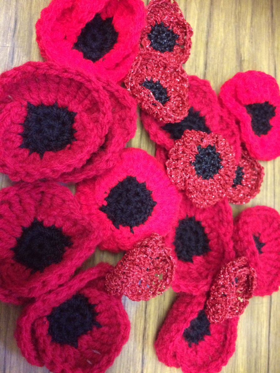 trudydavies1964's tweet image. Thanks so much to whoever donated these glittery poppies x We have a easy to follow knitted pattern available if you would like to help with a Llani wall of remembrance, knit, crochet, felt etc etc at Woosnam &amp;amp; Davies News #TurnOurTownRed for remembrance #CountdownToPeace
#Iaa18