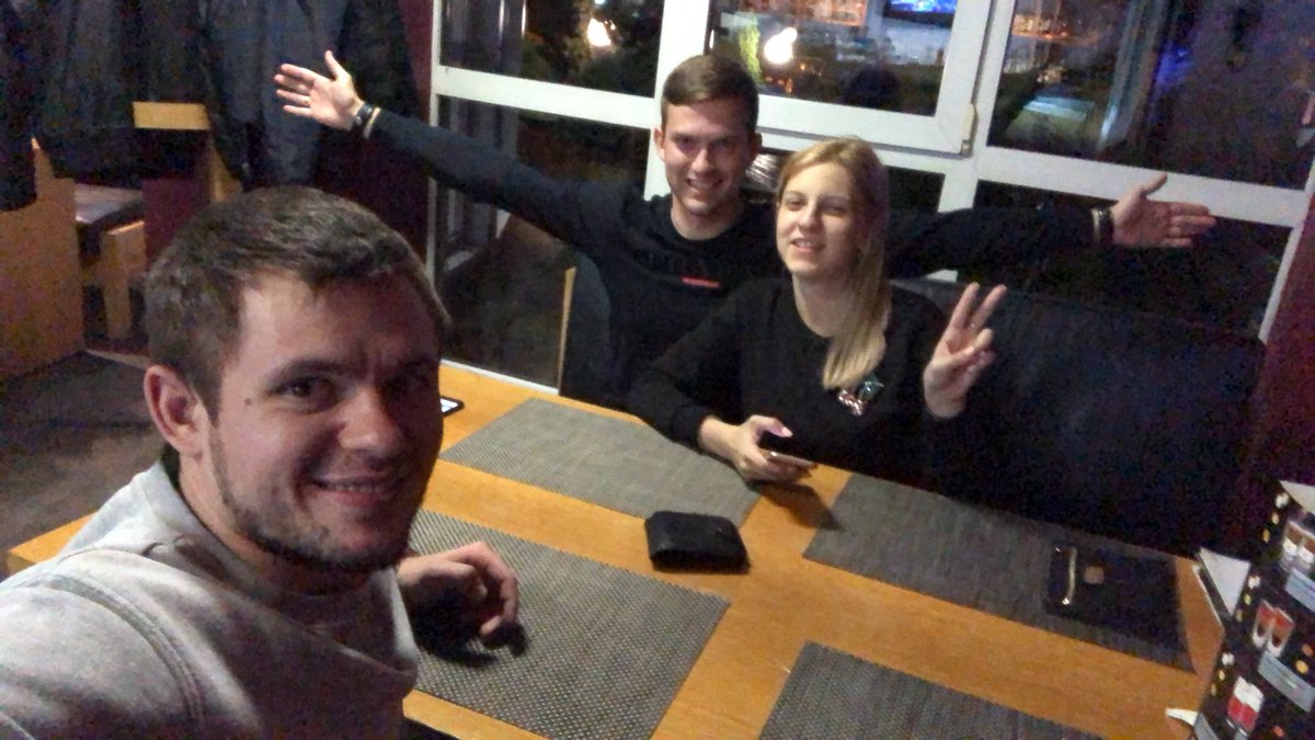 Im_Vladislav's tweet photo. Суббота начинает набирать обороты! #SundayFunday https://t.co/S1yzM7ynZ9