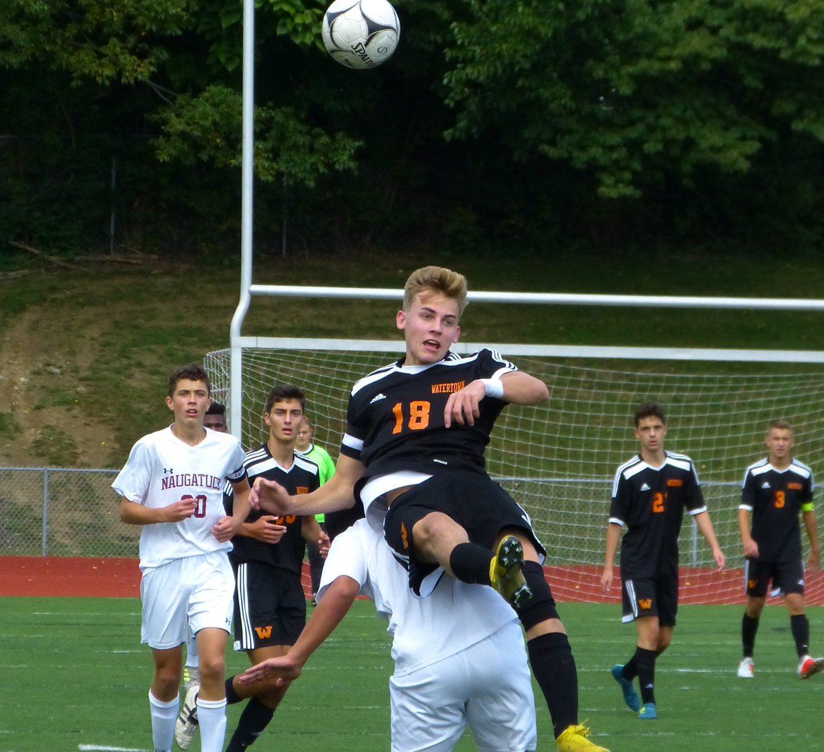 Watertown beats Naugatuck, 3-1, in another classic showdown dlvr.it/Ql3VNv