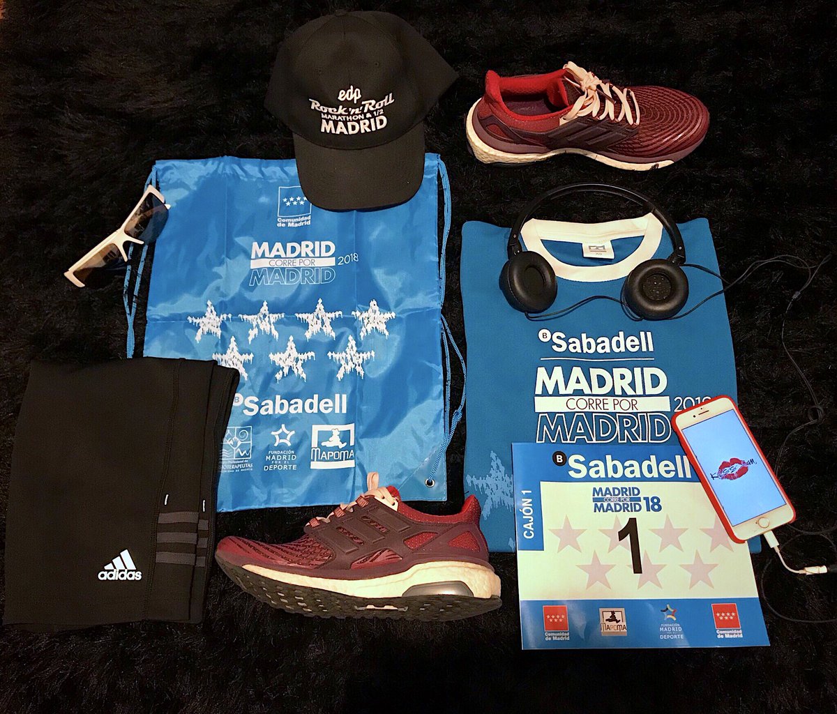 AD_MAPOMA's tweet image. ¡Ya tenemos nuestro #KitRunner preparado para la primera carrera de la temporada y de la #MapomaRunningLeague!

Nos vemos mañana a las 9:00h en @MadridCorre 💪🏻

#MadridCorre