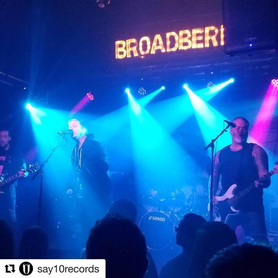 DJing 5-7pmEDT on @WRIR. Tix giveaway for Thursday's show at <a href="/TheBroadberry/">The Broadberry</a> w/ @AnnBerettaRVA (pictured) + @AustinLucasIND  opening up for @FaceToFaceMusic. Plus lots of other Richmond bands, both old and new. Tune in 97.3fm #RVA wrir.org/2018/09/22/riv…