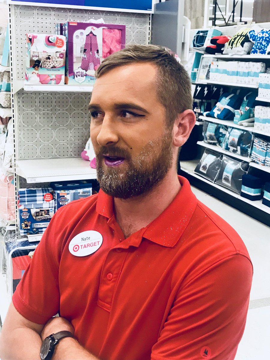 When you your STL sets a red card goal and you beat it!  #makeup #glitterbeard #redcardgoals <a href="/targetnatedogg/">Nathaniel Borden</a>