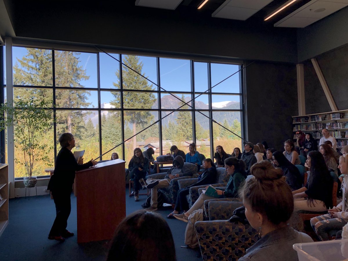 TMHS_Library's tweet photo. Mr. Won's Alaska History students learn from master weaver Della Cheney and Alaska Writer Laureate Ernestine Hayes @ the @TMHS_Library https://t.co/zvCApvelHS