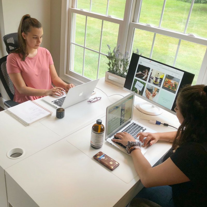 bingleydesign's tweet photo. It's Business Women's Day! Could not miss out on this opportunity to show off these two ladies! So grateful that they are a part of the Bingley Design team! https://t.co/FkSTs4nKol