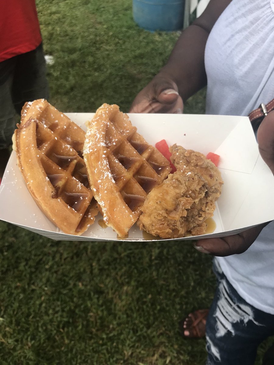Beattysmc's tweet photo. Chicken comes in all shapes and sizes here at the National Fried Chicken Festival 🐔 #SMCNFC #FCF2018 https://t.co/BmDFTvPkwJ