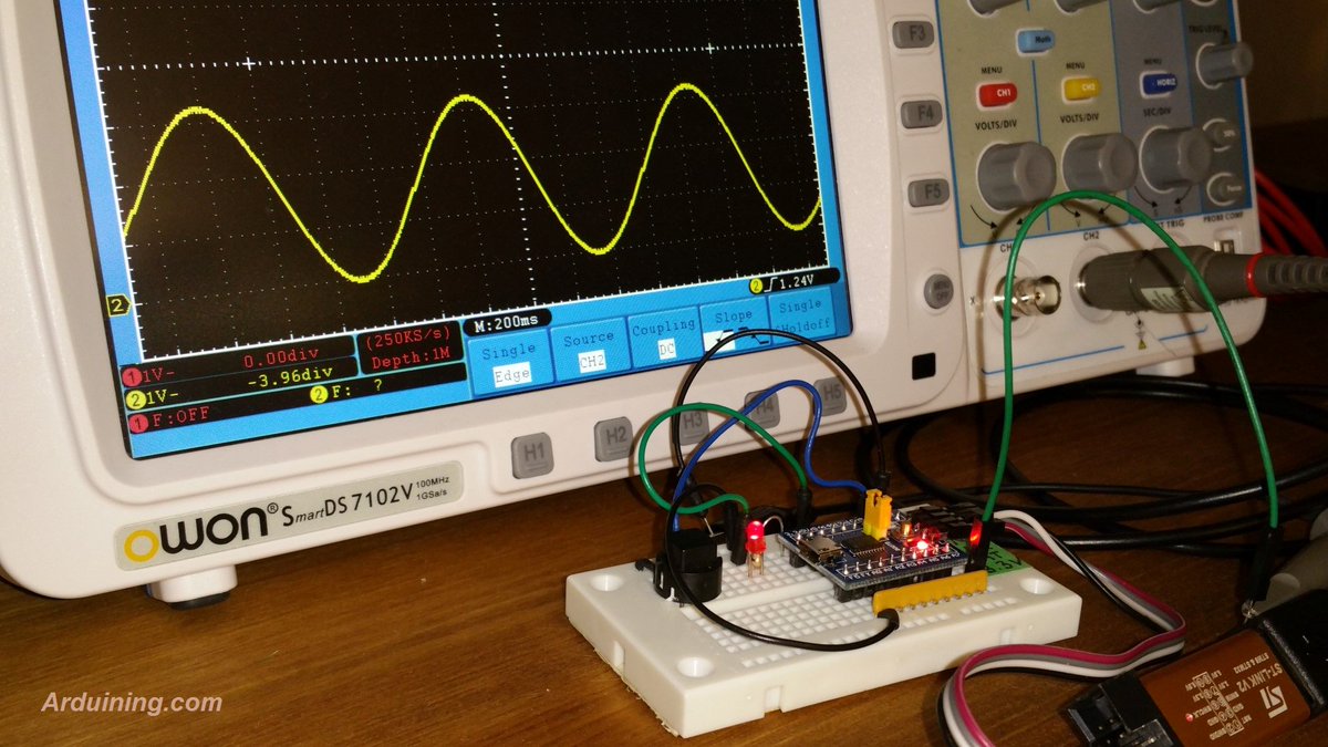 Arduining's tweet image. @make @ST_World @Atollic @Arm @ArmEmbedded  Waveform generation with the tiny ARM #STM32F030F4P6 . All the tools working. #Atollic #STM32 #TrueSTUDIO #STM32CubeMX