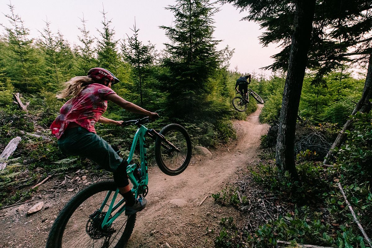 GoldenBearBikes's tweet photo. Trek Model Year Clearance is the perfect time to stock up on summer apparel and get that bike you've been eyeing all year. but it doesn't last long, so act fast! https://t.co/c701I7kNZU https://t.co/VReQzN819g