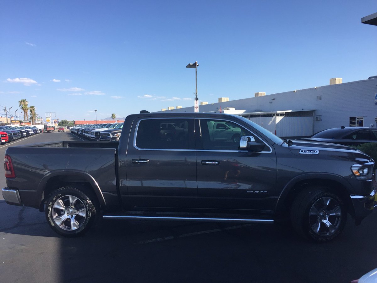 sailfish20's tweet image. Shoutout to @RamTrucks for the sickest truck on the streets. #HammerHeadShark #Anchor 2019 Laramie! #TeslaScreen God is good. 😎 ⚓️