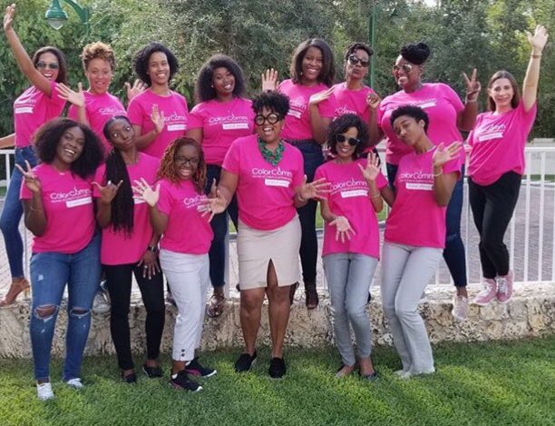 marcommmogul's tweet image. Amazing #ColorCommServiceDay with the women of #ColorCommMIA imparting wisdom&amp;amp;experience2the girls&amp;amp;young ladies of @HoneyShineInc.🌟 #mentoring Big thank you2our sponsors @cafecrememiami &amp;amp; @sixty10 So proud of @ErikaGloverNBC6 &amp;amp;the other panelists, who shared priceless gems!😊