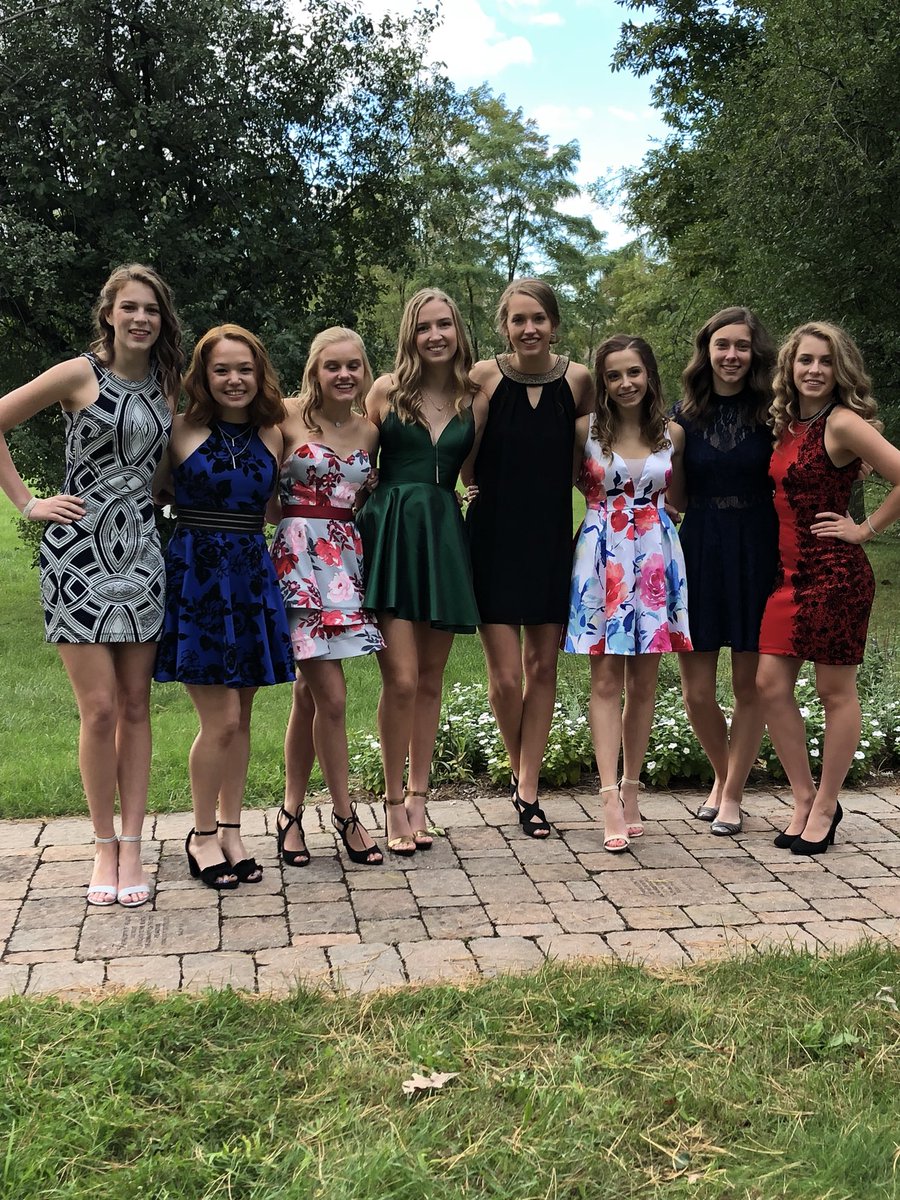 athens_boosters's tweet photo. Wow! @troyathenscheer cleans up nicely ❤️#Hoco2108 https://t.co/sBbU93QjPA