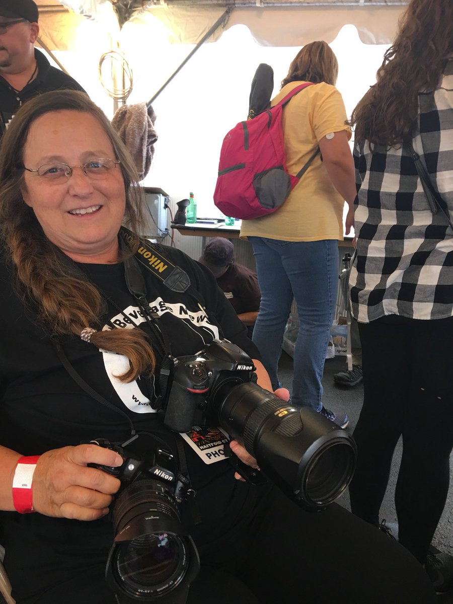 NYFarmer's tweet photo. At #Farmaid2018 with Joan Kark-Wren Editor of @Country_Folks ! https://t.co/5nxPyefalw