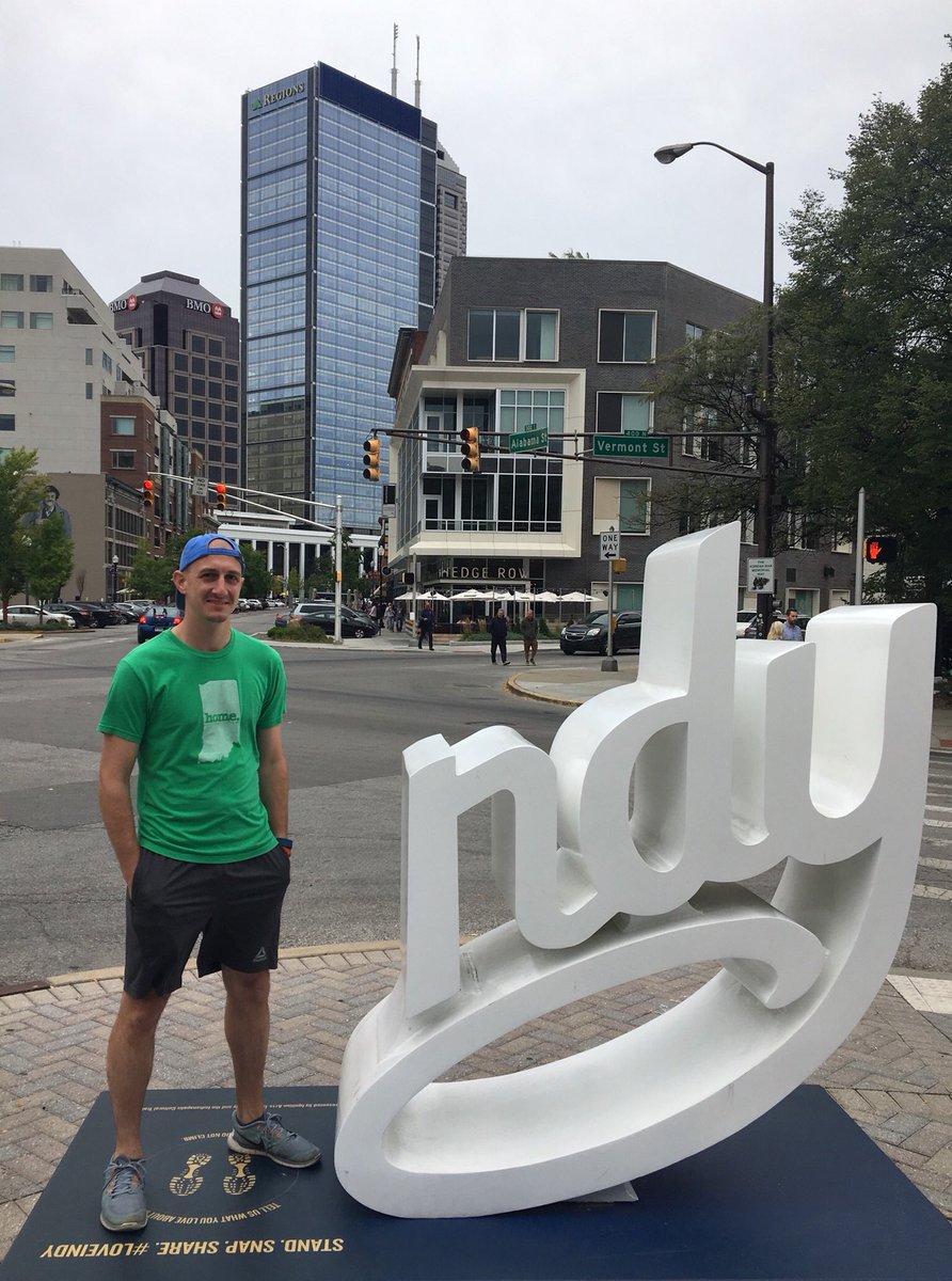 jareddefore's tweet photo. Took some photos, donated 💵 to some great causes, watched a 🛶 race on the canal, watched a parade, walked 20,000 steps, drank a few local craft beers, had a great conversations and it’s only 5pm. Can I do this every day? #indy #doindy https://t.co/hNAw4DaYjD