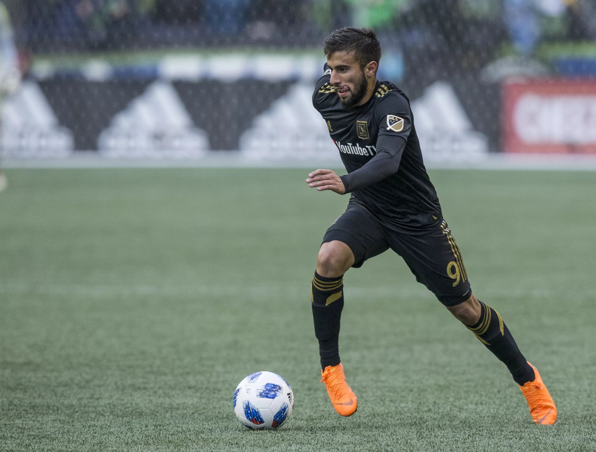 Fifacmtips On Twitter Diego Rossi Los Angeles Fc Lafc 72 85 Age 20 Lw St Rw 4 Sm 4 Wf Value 6m Wage 6k New Big Talent From Uruguay In Fifa19 Career Mode Https T Co Bivbztftsv