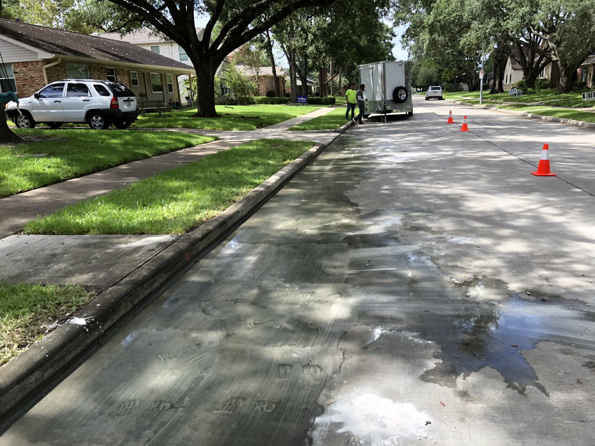 leveledconcrete's tweet image. Solving water problems for the @HoustonTX. Ponding water provides a place for mosquitos and West Nile. Simple, fast, effective repairs in less than one day #geotechnicalfoam #terrathane #concretelifting #polyurethane #polylevel #polylift #slabjacking #mudjacking #leveledconcrete