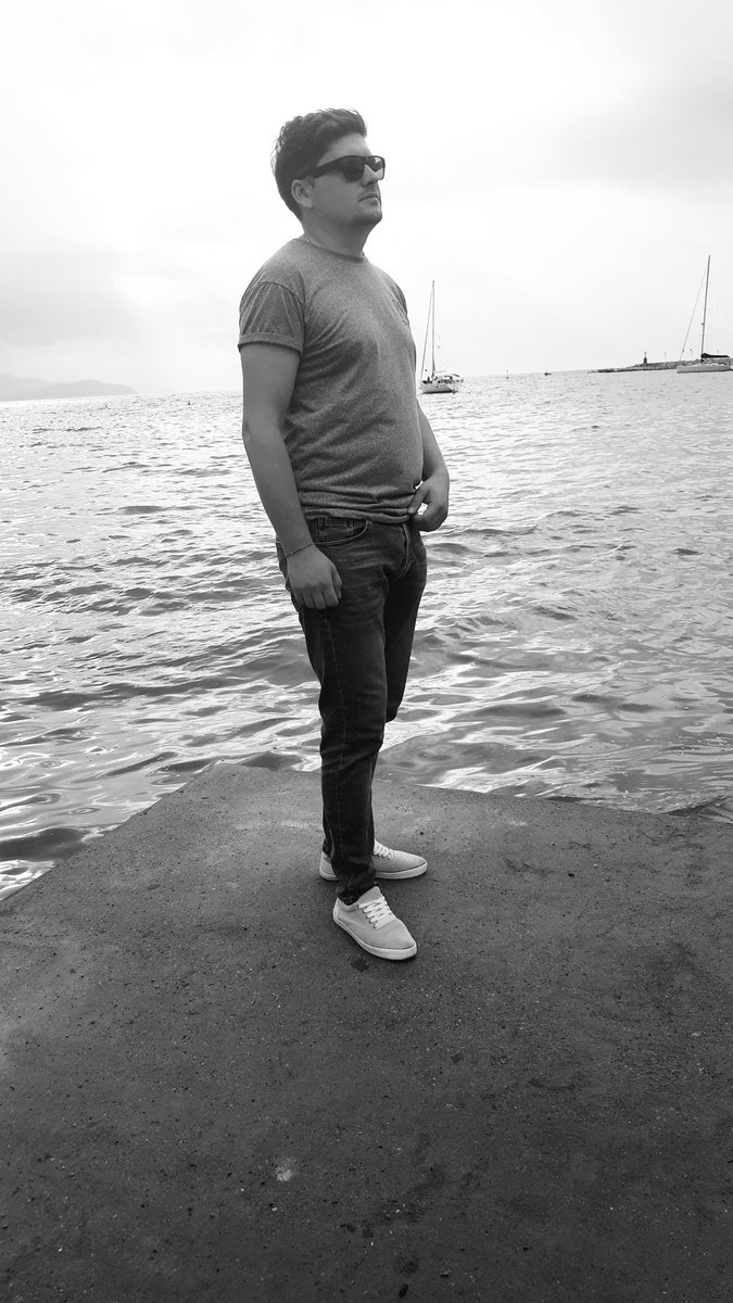 007_ripper's tweet photo. #Enjoying the #freetime https://t.co/nDuqkgQS18