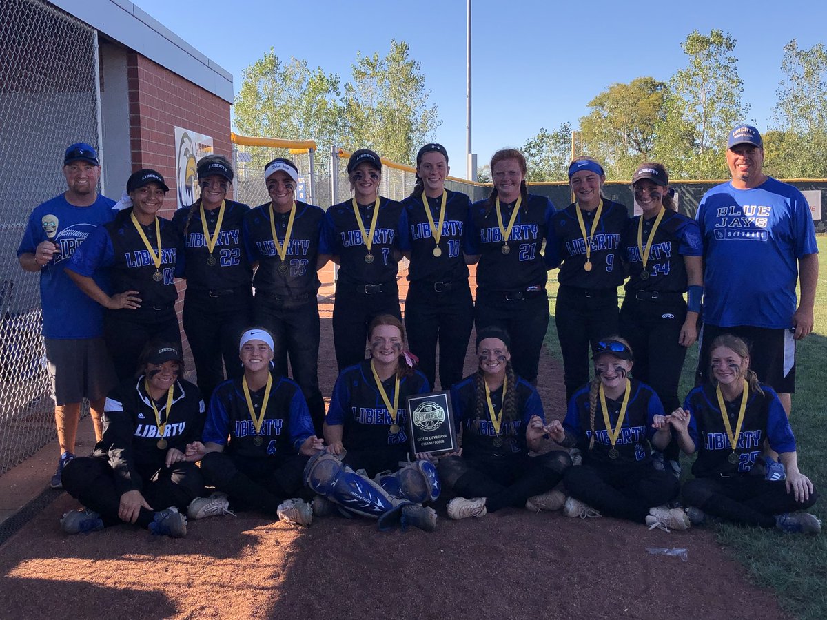 CoachWern's tweet photo. What a game!!! @JaysSoftball is the September Slam Champions!! 7-6 win over a very good Eureka team!! So proud!! https://t.co/0neJpRhGNc