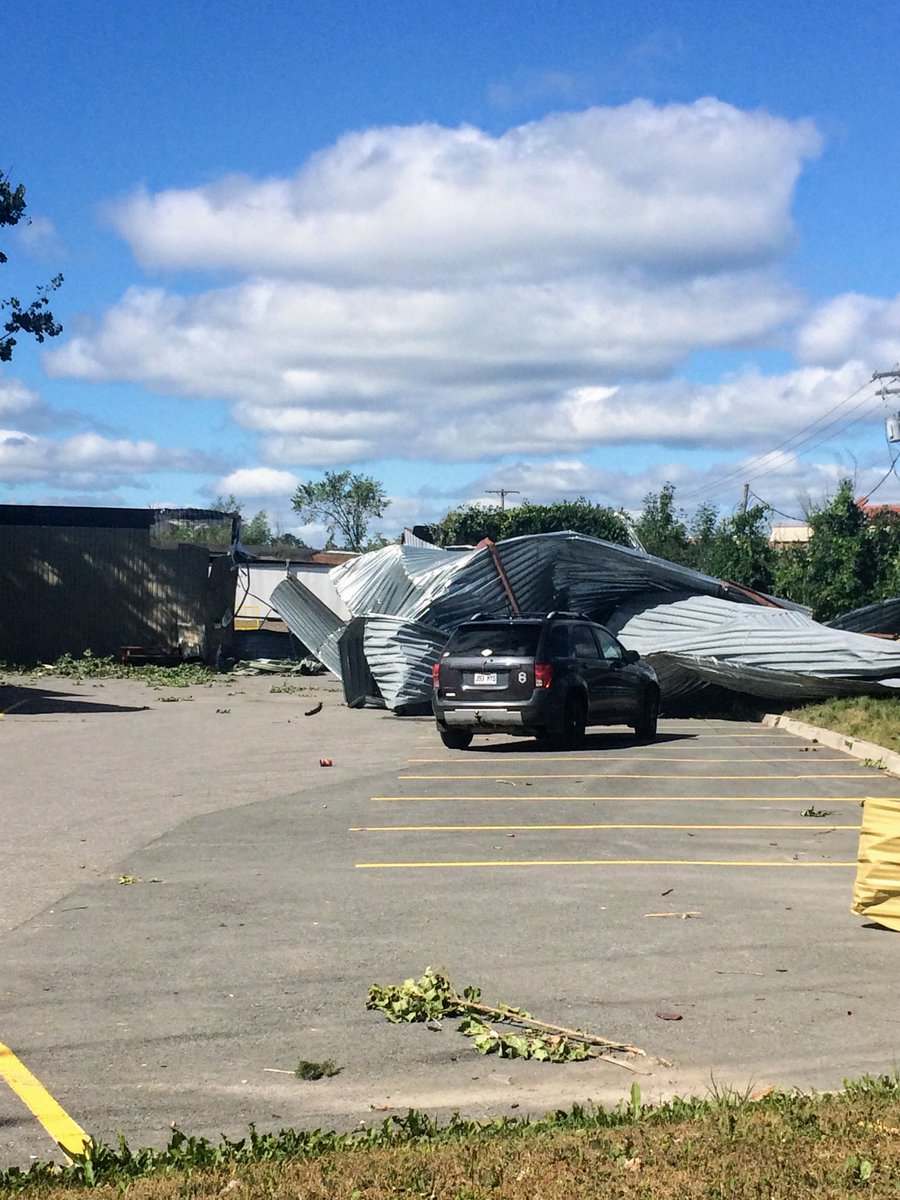 Hydro Quebec On Twitter Voici Quelques Images Prises Plus Tot Aujourd Hui A Gatineau Nous Venons De Passer Sous Le Cap Des 40 000 Clients En Panne Et Le Retablissement Se Poursuit Nos 200