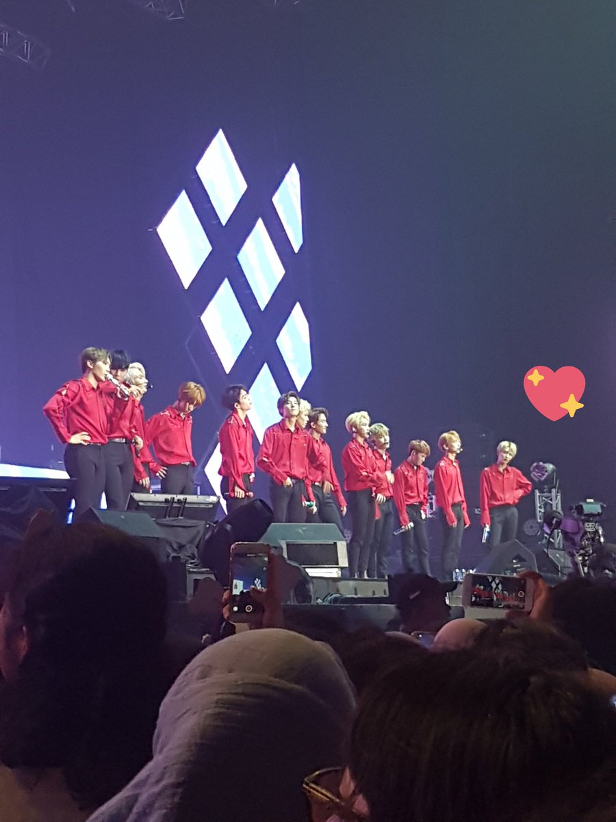 dearjoshuahong's tweet photo. it's been a year since Diamond Edge in Jakarta and a week since Ideal Cut in Jakarta ❤ I miss you @pledis_17 

#DiamondEdgeInJKT #IDEALCUTinJKT https://t.co/KMSacY8Tde