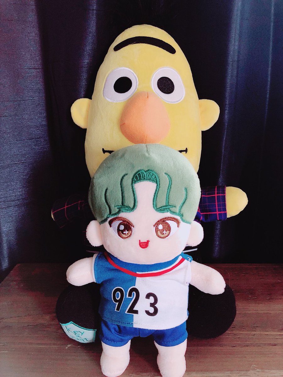 ChiChiashu's tweet photo. キー君お誕生日おめでとう🎊
キー君の考え方にいつも心打たれます✨
#happy27thKEYday
#HappyKeyDay https://t.co/yYQRay0RNn