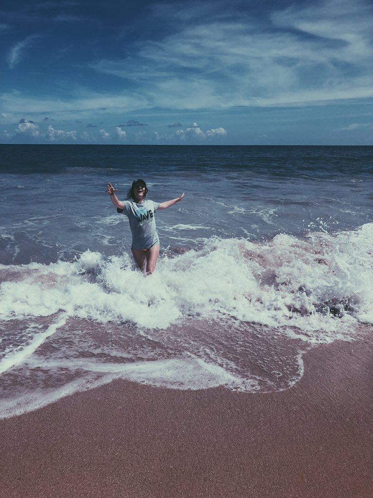 Cheyanne_rhode's tweet photo. florida is kind of awesome https://t.co/Hk58RTNX9o