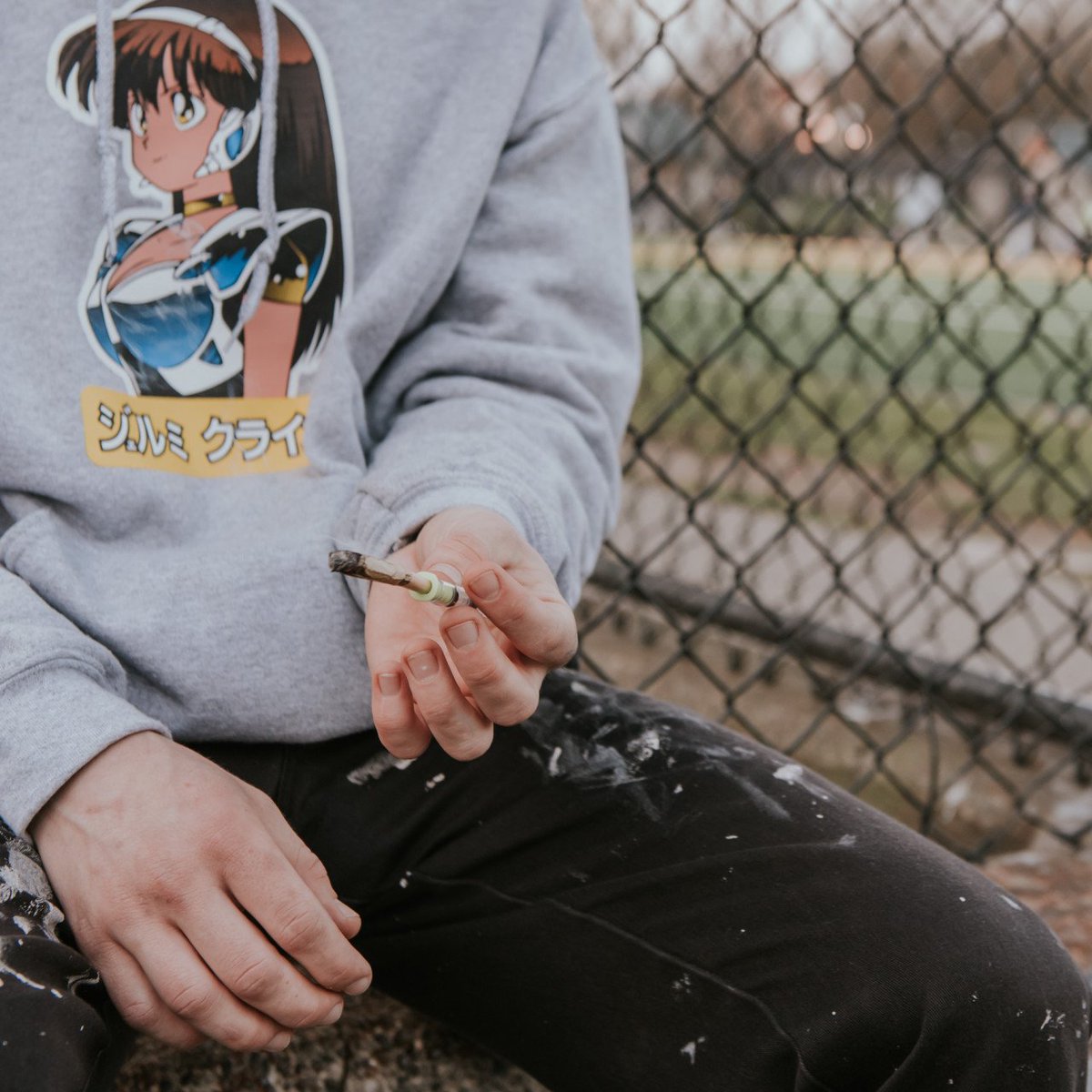 filter420's tweet photo. Filtered blends in a favorite hoody. Welcome back Fall. 🍂
#FallVibes #Autumn #SmokeCleaner https://t.co/cmHLg2pPii