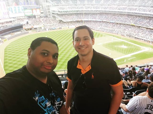 AllenWan1's tweet image. Here chilling at the Yankee Stadium with @love_never_fails_92 and nothings happening #attnyy All TIED UP with 7th Inning #whatisbaseball #otakuinthewild #note9photography ift.tt/2xxeuyV