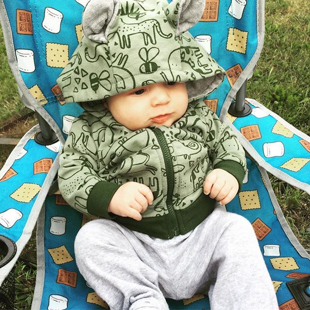 madventureco's tweet photo. Hanging out by the campfire. #campfire #outdoors https://t.co/6feX079N8G https://t.co/Ez5CQZl36b
